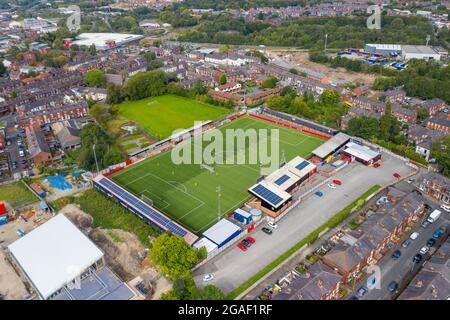 Hyde United Aerial Drone Aerial View of Ewan Fields Stadium Hyde Cheshire Foto Stock