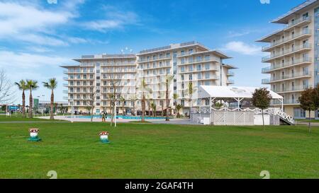 Vista del Sochi Park Hotel - 22 marzo 2021, Adler Russia Foto Stock