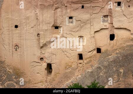 Cappadocia, Zelve museo all'aperto, Cappadocia, Turchia - sale intagliate Foto Stock