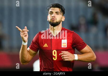 Miyagi, Giappone. 31 luglio 2021. Rafa Mir di Spagna festeggia il punteggio durante la partita finale del calcio maschile tra la Spagna e la Costa d'Avorio ai Giochi Olimpici di Tokyo 2020 a Miyagi, Giappone, il 31 luglio 2021. Credit: LU Yang/Xinhua/Alamy Live News Foto Stock