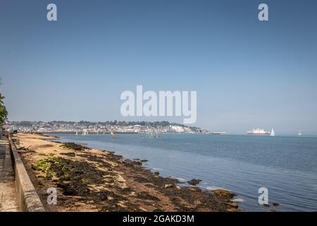Vista del West Cowes Harbour, Isola di Wight, Inghilterra Foto Stock