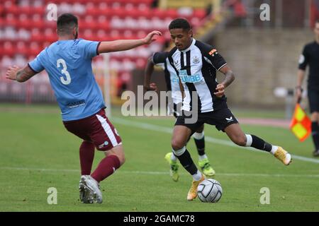 GATESHEAD, REGNO UNITO. 31 LUGLIO Adam Wilson of Newcastle si è Unito in azione durante la partita pre-stagione amichevole tra Gateshead e Newcastle United al Gateshead International Stadium, Gateshead sabato 31 luglio 2021. (Credit: Will Matthews | MI News ) Credit: MI News & Sport /Alamy Live News Foto Stock