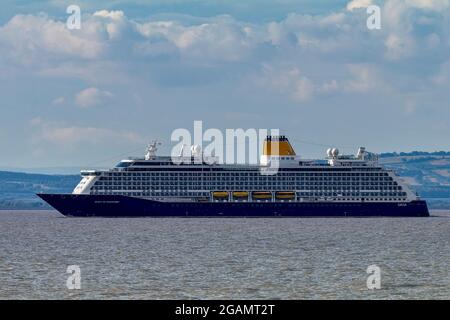 Saga Spirit of Discovery in rotta verso il mare Foto Stock