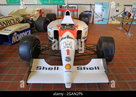McLaren MP4/6 (Ayrton Senna, 1991, show car), Jackson Shed, Brooklands Museum, Weybridge, Surrey, Inghilterra, Gran Bretagna, Regno Unito, Regno Unito, Europa Foto Stock