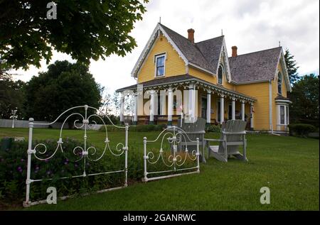 L'autrice Lucy Maud Montgomery visse in questa casa mentre insegnava a Bideford, PEI. Il Bideford Parsonage Museum è ora aperto al pubblico. Foto Stock