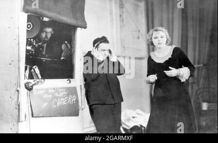 ALFRED HITCHCOCK e ANNY ONDRA in RICATTO (1929), diretto da ALFRED HITCHCOCK. Credito: Bip / Album Foto Stock