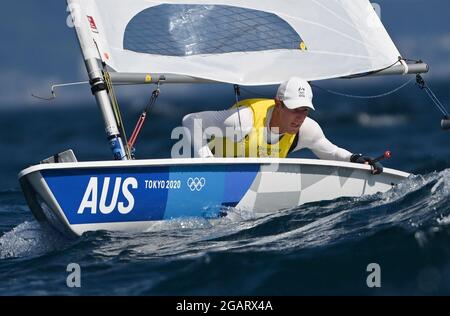 Kanagawa, Giappone. 1 agosto 2021. Matt Wearn of Australia compete durante la gara di medaglia laser a dinghy in una persona degli uomini a vela ai Giochi Olimpici di Tokyo 2020 a Kanagawa, Giappone, 1 agosto 2021. Credit: Huang Zongzhi/Xinhua/Alamy Live News Foto Stock