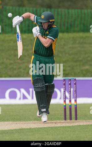 John Fretwell Sporting Complex, Mansfield, Nottinghamshire, Regno Unito. 1 agosto 2021. Gruppo B Nottinghamshire Outlaws affrontare le Foxes Leicestershire al John Fretwell Sporting Complex nella Royal London Cup Credit: Alan Beastall/Alamy Live News. Foto Stock