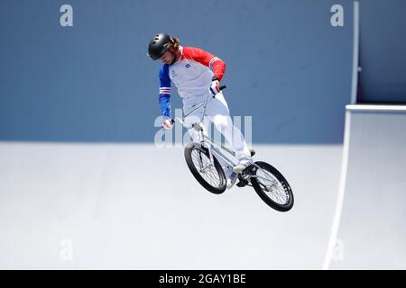 1° agosto 2021: ANTHONY JEANJEAN (fra) compete nella finale del Cycling BMX Racing Men's Park durante i Giochi Olimpici di Tokyo 2020 all'Ariake Sports Park BMX Freestyle. (Immagine di credito: © Rodrigo Reyes Marin/ZUMA Press Wire) Foto Stock