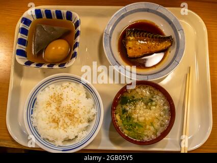 Il ristorante tradizionale giapponese è allestito Foto Stock