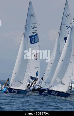 Kanagawa, Giappone. 1 agosto 2021. Vista generale vela : uomini due persone Dinghy - 470 - durante i Giochi Olimpici di Tokyo 2020 allo Zushi a Kanagawa, Giappone . Credit: Kaoru Soehata/AFLO/Alamy Live News Foto Stock