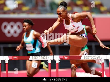 Tokyo, Giappone. 2 agosto 2021. Jasmine Camacho-Quinn di Puerto Rico compete durante la finale di ostacoli da 100m femminile ai Giochi Olimpici di Tokyo 2020, a Tokyo, Giappone, 2 agosto 2021. Credit: Wang Lili/Xinhua/Alamy Live News Foto Stock