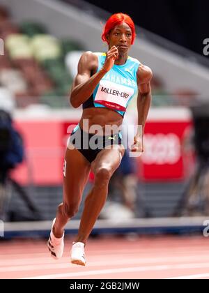 Tokyo, Giappone. 02 agosto 2021. TOKYO, GIAPPONE - 2 AGOSTO: Shaunae Miller Uibo di Bahamas in gara sui 200m Round 1 delle Donne durante i Giochi Olimpici di Tokyo 2020 allo Stadio Olimpico il 2 agosto 2021 a Tokyo, Giappone (Foto di Ronald Hoogendoorn/Orange Pictures) Credit: Orange Pics BV/Alamy Live News Foto Stock