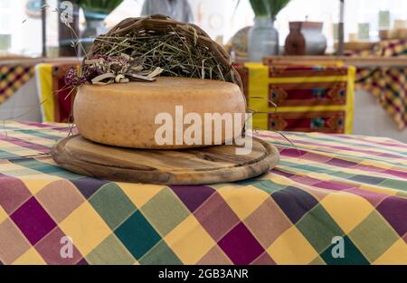 Italia Veneto Grappa di Monte - Malga Campococe - Mostra e concorso del formaggio Morlacco e Bastardo del Grappa Credit: Realy Easy Star/Alamy Live News Foto Stock