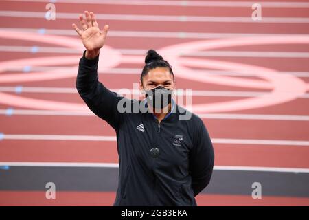 Tokyo, Giappone. 1 agosto 2021. ADAMS Valerie (NZL), MEDAGLIA DI BRONZO Atletica : Femminile Shot Put Victory Celebration durante i Giochi Olimpici di Tokyo 2020 allo Stadio Olimpico di Tokyo, Giappone . Credit: Yohei Osada/AFLO SPORT/Alamy Live News Foto Stock