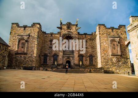 Diverse vedute del grande castello infestato di Edimburgo, passaggi, angoli, mausolei, chiese e cappelle, stalle, pareti difensive, e viste del c. Foto Stock