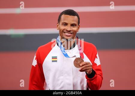 Tokyo, Giappone. 2 agosto 2021. De GRASSE Andre medaglia di bronzo (CAN) Atletica : cerimonia di medaglia di 100 m per uomini durante i Giochi Olimpici di Tokyo 2020 allo Stadio Nazionale di Tokyo, Giappone . Credit: Yohei Osada/AFLO SPORT/Alamy Live News Foto Stock