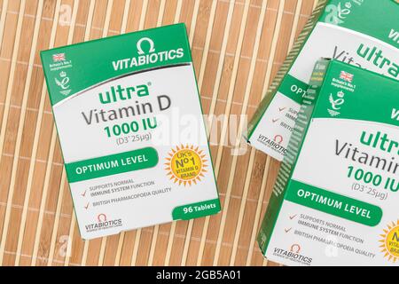 Confezione di Vitabiotici Vitamina D 3 compresse. Chiamata la Vit Sunshine. D è importante nella dieta e nella mancanza grave di luce solare (blocco?) può causare carenza Foto Stock