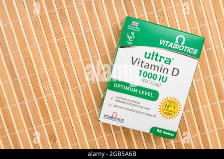 Confezione di Vitabiotici Vitamina D 3 compresse. Chiamata la Vit Sunshine. D è importante nella dieta e nella mancanza grave di luce solare (blocco?) può causare carenza Foto Stock