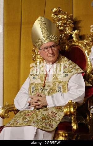 Pagani, Italia. 1 agosto 2021: Il Segretario di Stato Vaticano, il Cardinale Pietro Parolin, ha visitato la tomba di Sant'Alfonso Maria dei Liguori, Dottore della Chiesa, i cui resti sono conservati nell'omonima Basilica pontificia. Credit: Pacific Press Media Production Corp./Alamy Live News Foto Stock