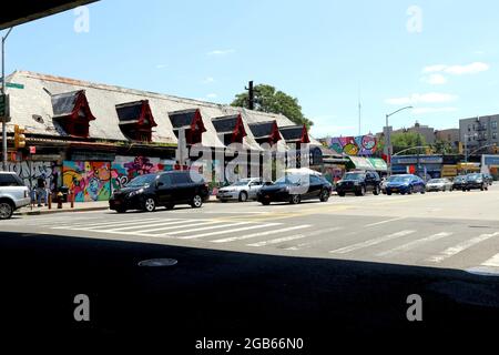 La stazione ferroviaria è stata disutilizzata a causa del ritorno, New York, NY USA Foto Stock