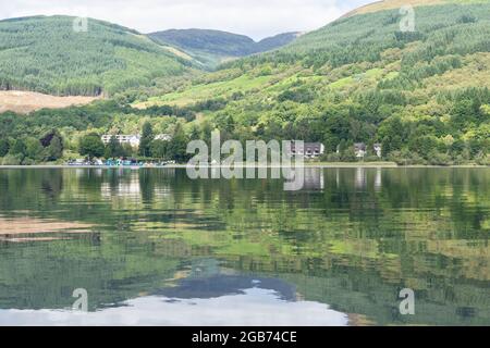 Macdonald Forest Hills Hotel and Spa and Go Country Adventure centro all'aperto, Loch Ard, Aberfoyle, Trossachs, Stirling, Scozia, Regno Unito Foto Stock