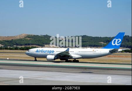 Air Europa Líneas Aéreas, S.A.U., con il marchio Air Europa (è la terza compagnia aerea spagnola più grande), Airbus A330-200 Foto Stock