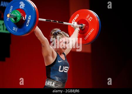 Tokyo, Kanto, Giappone. 2 agosto 2021. Martha Ann Rogers (USA) partecipa all'evento femminile di sollevamento pesi di 87kg alle Olimpiadi estive del 2020 al Tokyo International Forum. (Credit Image: © David McIntyre/ZUMA Press Wire) Foto Stock