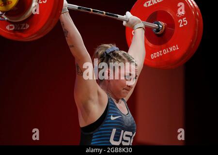 Tokyo, Kanto, Giappone. 2 agosto 2021. Martha Ann Rogers (USA) partecipa all'evento femminile di sollevamento pesi di 87kg alle Olimpiadi estive del 2020 al Tokyo International Forum. (Credit Image: © David McIntyre/ZUMA Press Wire) Foto Stock