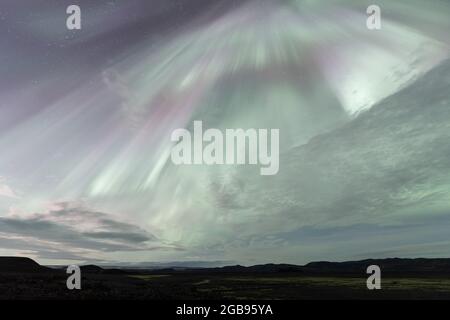 Aurora boreale (Aurora Borealis) Joekulheimar, vicino a Vatnajoekull, Altopiani islandesi, Islanda Foto Stock