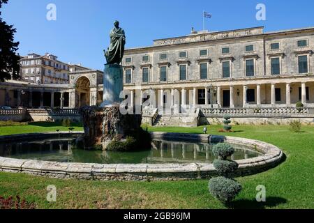 Monumento a Sir Frederick Adam, residenza estiva temporanea della famiglia reale, città o Kerkyra, n, Mar Mediterraneo, Signore alti commissari del Foto Stock