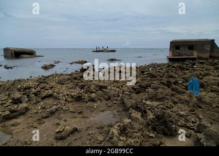 Il bunker militare appartiene all'occupazione giapponese sull'isola di Giava in Indonesia Foto Stock