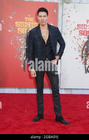 Los Angeles, California, Stati Uniti. 2 agosto 2021. Lewis Tan 08/02/2021 la prima di "The Suicide Squad" tenutasi al Regency Village Theatre di Los Angeles, CA Foto di Izumi Hasegawa/HollywoodNewsWire.net Credit: Hollywood News Wire Inc./Alamy Live News Foto Stock