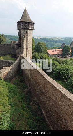 Rovine del castello di helfstyn nella repubblica ceca. Vista sulla torre di osservazione Foto Stock