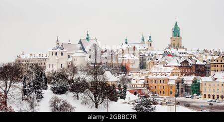 Skyline della città vecchia con Priorato Domenicano, Cattedrale e Torre Trinitaria, inverno, Lublino, Lublino Voivodato, Polonia, Europa Foto Stock