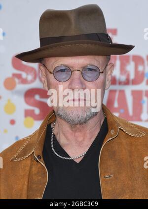 Los Angeles, Stati Uniti. 02 agosto 2021. Michael Rooker arriva alla squadra SUICIDA World Premiere tenuta al Regency Village Theatre di Westwood, CA lunedì 2 agosto 2021. (Foto di Sthanlee B. Mirador/Sipa USA) Credit: Sipa USA/Alamy Live News Foto Stock