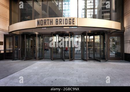 Chicago, il, USA 10 ottobre 2018 ingresso del famoso North Bridge Building a Chicago, Illinois 60603 Foto Stock