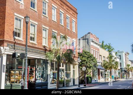 Charleston South Carolina, centro storico di King Street, la Preservation Society di Charleston, edifici quartiere commerciale negozi Foto Stock