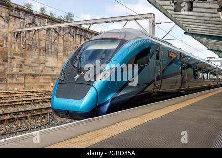 397002 al binario 1 di Carlisle. Foto Stock