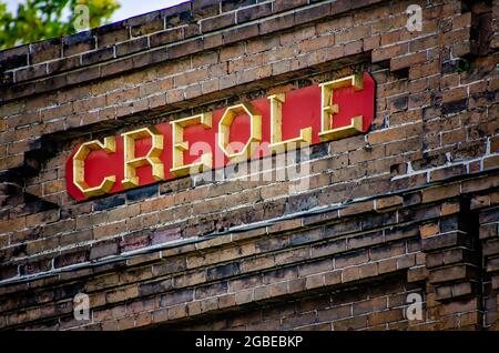 La Creole Firehouse n. 1 è raffigurata, 1 agosto 2021, a Mobile, Alabama. Il focolare fu costruito nel 1869 e ospitò la prima compagnia di fuoco volontaria di Mobile. Foto Stock