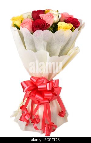 Bouquet rosa multicolore isolato su sfondo bianco con Clipping Path Foto Stock