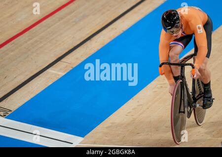 Tokyo, Giappone. 04 agosto 2021. TOKYO, GIAPPONE - 4 AGOSTO: In gara per gli uomini Sprint Qualifiche durante i Giochi Olimpici di Tokyo 2020 al Velodrome di Izu il 4 agosto 2021 a Tokyo, Giappone (Foto di Yannick Verhoeven/Orange Pictures) NOCNSF Credit: Orange Pics BV/Alamy Live News Foto Stock