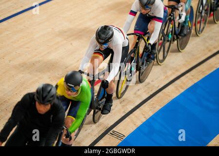 Tokyo, Giappone. 04 agosto 2021. TOKYO, GIAPPONE - 4 AGOSTO: Lea Sophie Friedrich della Germania in gara sul primo round di Keirin delle Donne durante i Giochi Olimpici di Tokyo 2020 al Velodrome di Izu il 4 agosto 2021 a Tokyo, Giappone (Foto di Yannick Verhoeven/Orange Pictures) Credit: Orange Pics BV/Alamy Live News Foto Stock