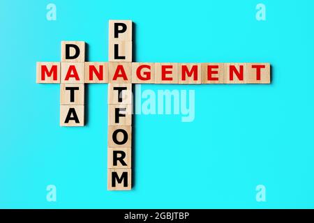 DMP, concetto incrociato della piattaforma di gestione dati Foto Stock