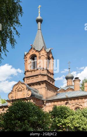 Serpukhov, Russia - 18 giugno 2021: Pokrova Presvyatoy Bogoroditsy chiesa, Foto Stock