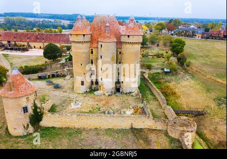 Castello medievale di Sarzay Foto Stock