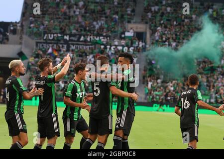 4 agosto 2021: I giocatori del Austin FC festeggiano dopo un gol della prima metà durante una partita di calcio della Major League tra il Austin FC e Houston Dynamo il 4 agosto 2021 ad Austin, Texas. Austin ha vinto 3-2. (Credit Image: © Scott Coleman/ZUMA Press Wire) Foto Stock