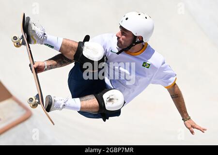 Tokio, Giappone. 05 agosto 2021. Skateboard: Olimpiadi, Parco, uomini, finale all'Aomi Urban Sports Park. Pedro Barros dal Brasile in azione. Credit: Marijan Murat/dpa/Alamy Live News Foto Stock