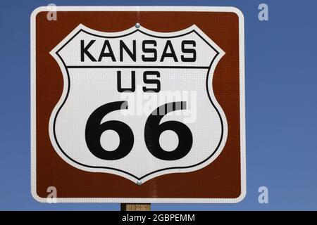 Geografia / viaggio, USA, Kansas, Baxter Springs, Route 66 segnale stradale, Route 66, Baxter Springs, Kansas, DIRITTI-AGGIUNTIVI-AUTORIZZAZIONE-INFORMAZIONI-NON-DISPONIBILE Foto Stock