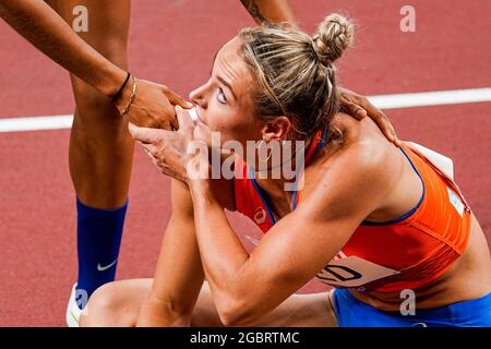 TOKYO, GIAPPONE - 5 AGOSTO: Lieke Klaver dei Paesi Bassi in gara sul relè femminile 4x400m Round 1 durante i Giochi Olimpici di Tokyo 2020 allo Stadio Olimpico il 5 agosto 2021 a Tokyo, Giappone (Foto di Ronald Hoogendoorn/Orange Pictures) NOCNSF ATLETIEKUNIE Foto Stock